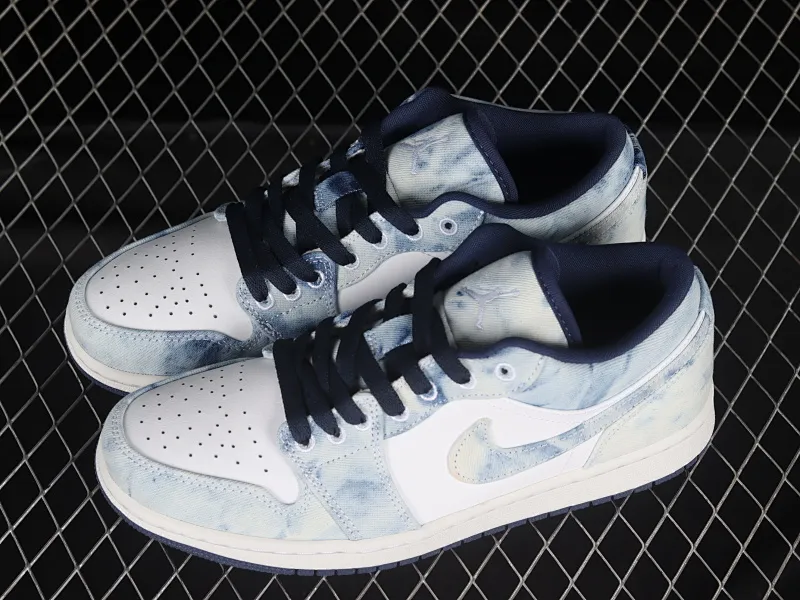 All categories Air Jordan Jordan series basketball shoes Air Jordan 1 Low G version pure original Air Jordan 1 Low "Lce Blue" AJ1 Joe 1 denim blue low-top basketball shoes CZ8455-100